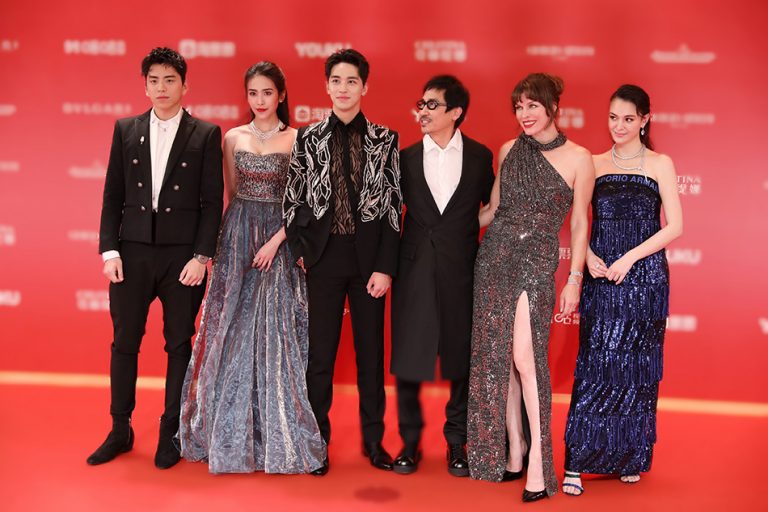 9 The film _Vegetarian Agent_crew appeared at the Shanghai International Film Festival