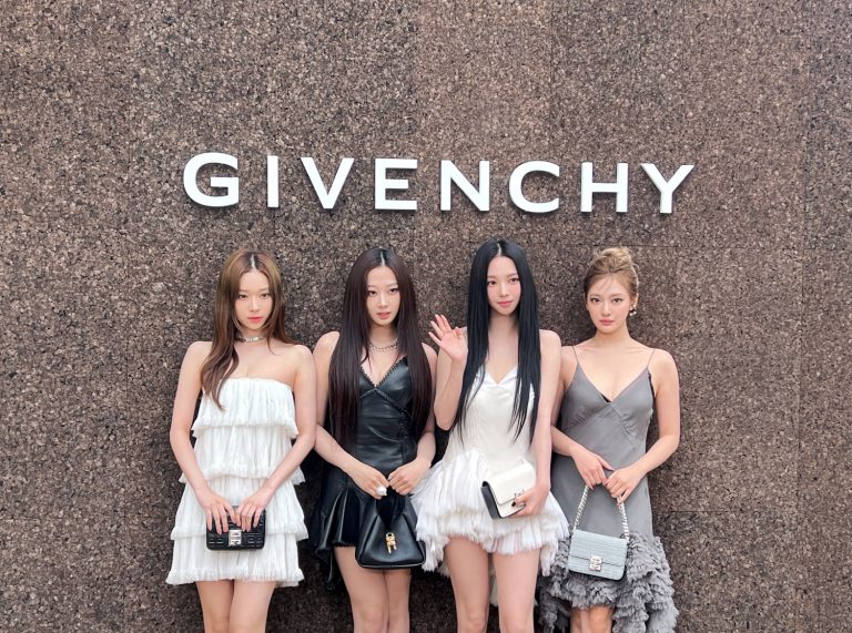 ภาพ aespa เข้าร่วมแฟชั่นโชว์ของ Givenchy